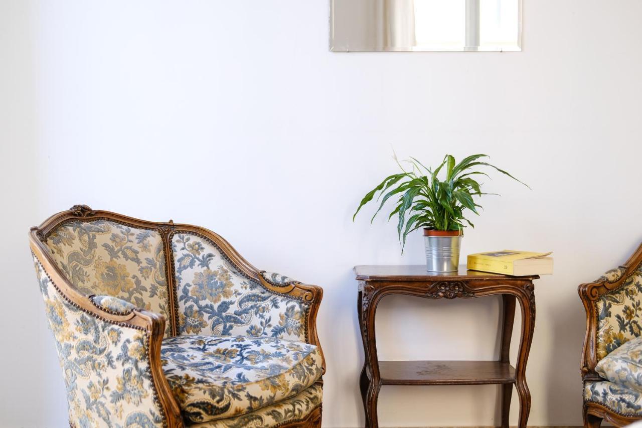 Spacious Apartment With Big Terrace At Colosseum Rom Exterior foto